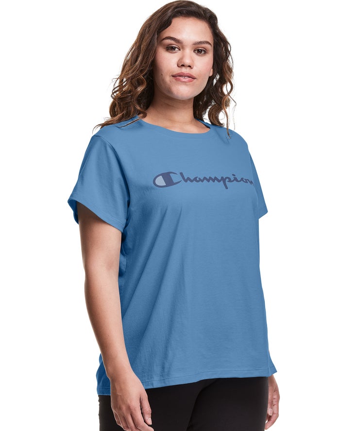 Camiseta Champion Mujer - Plus Classic Script Logo ( Azules ) 6803214-GD